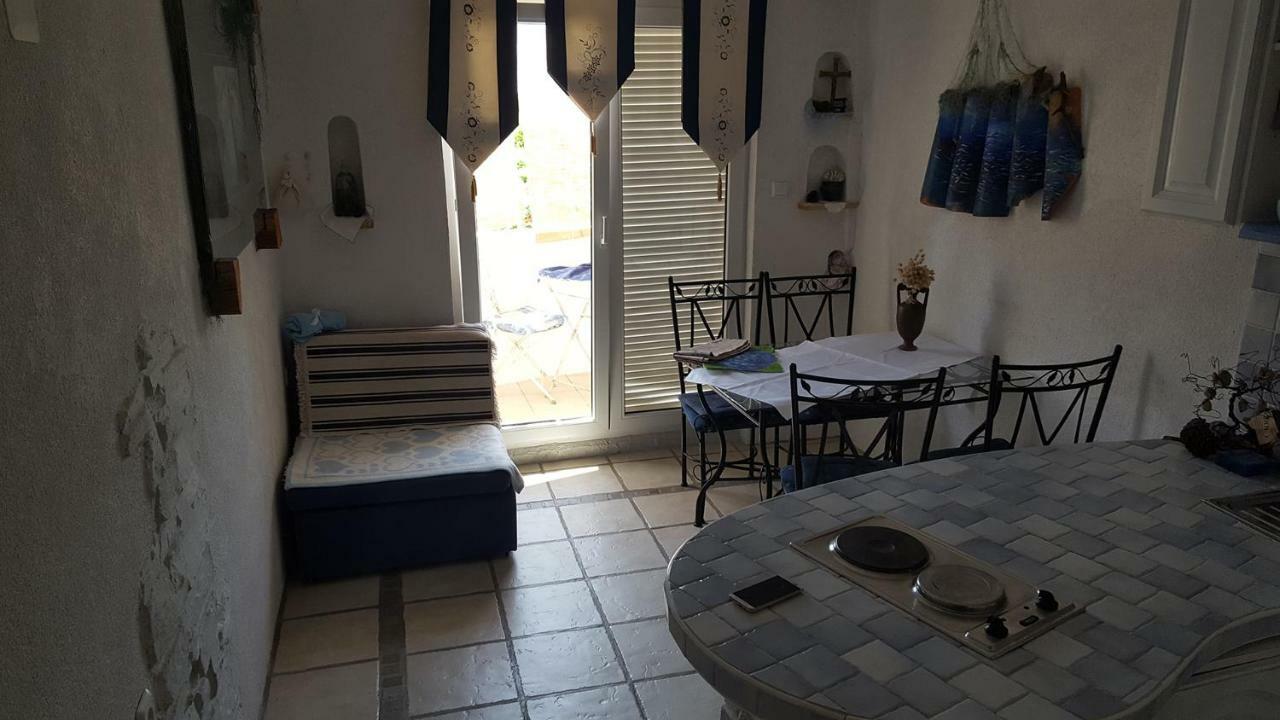 Apartments Lopar Story Buitenkant foto